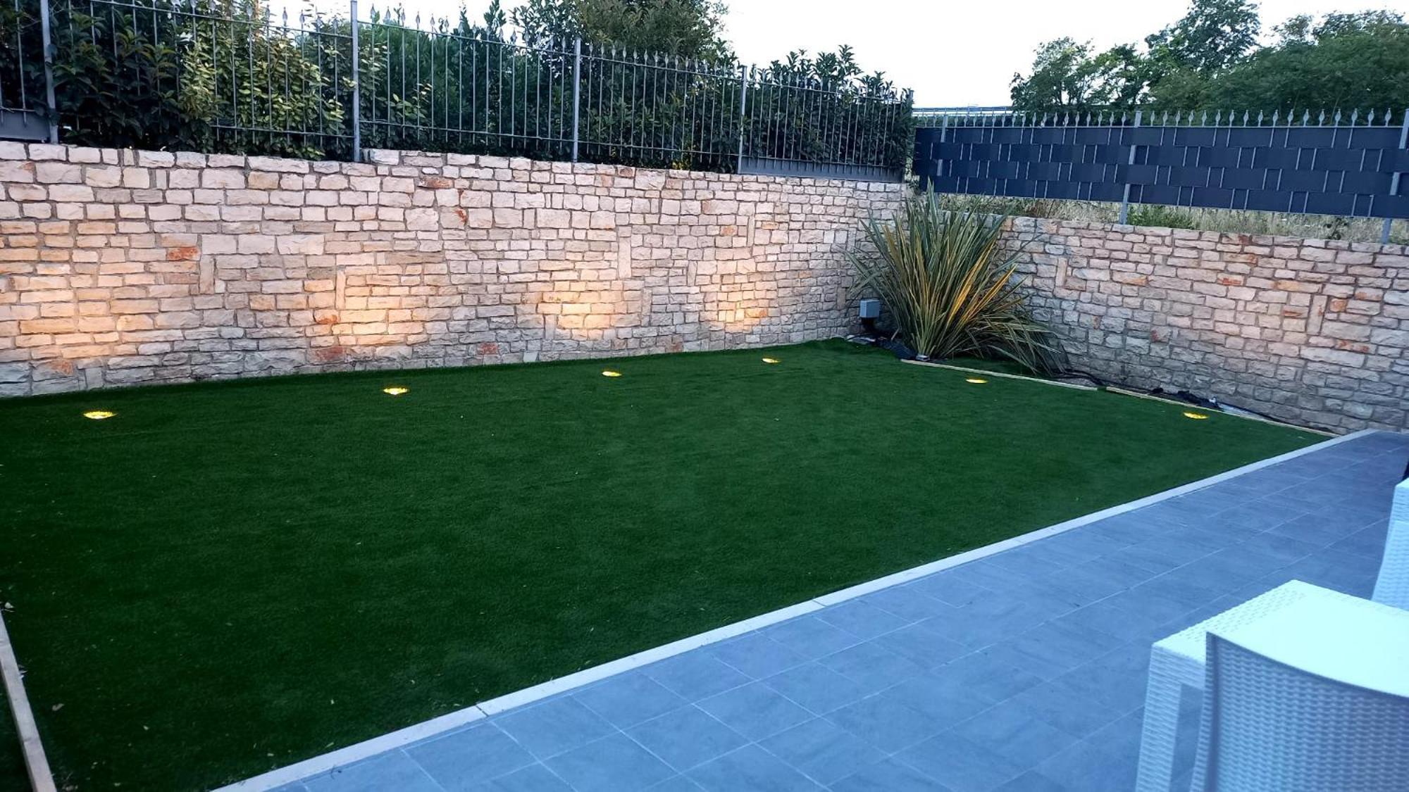לינה וארוחת בוקר טרני Bellatmosfera מראה חיצוני תמונה